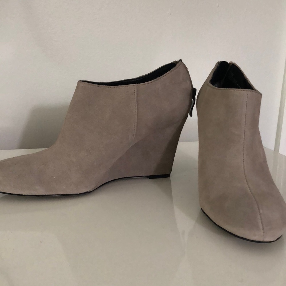 Ann Taylor Loft Boot Wedges